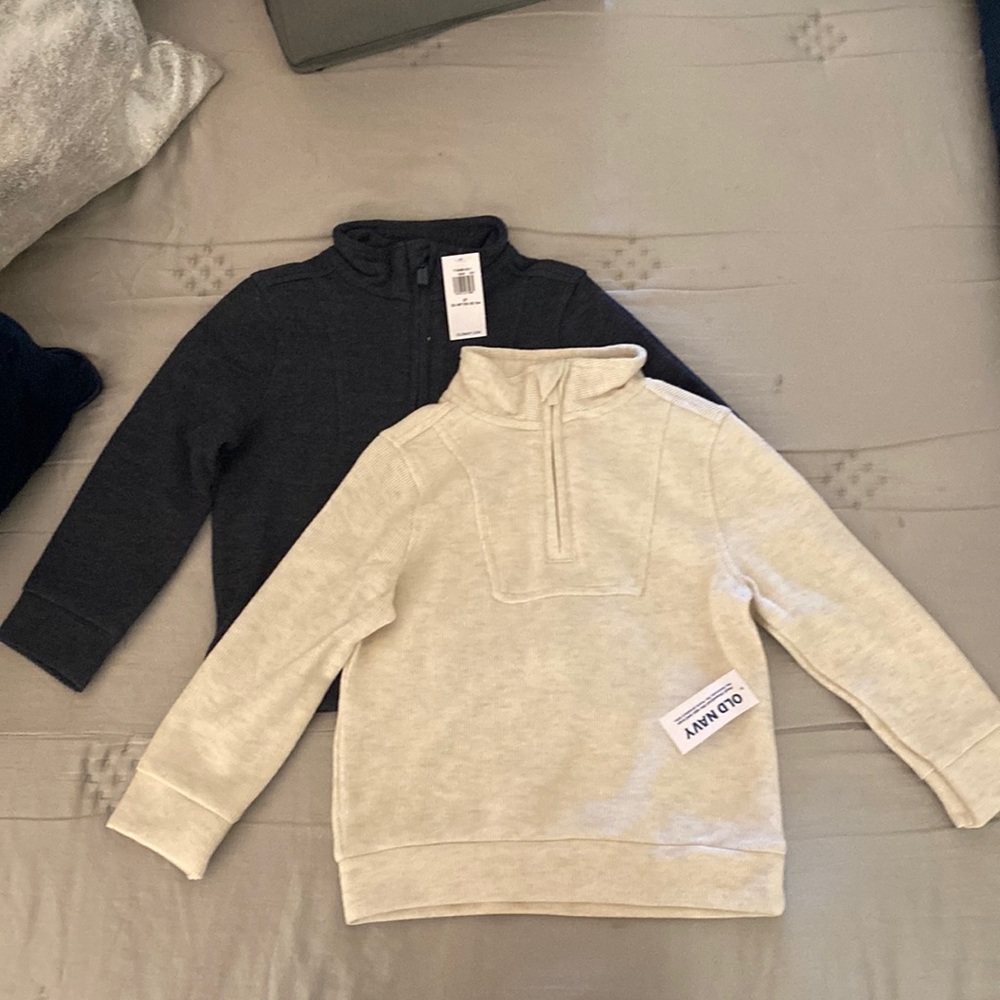 NWT Bundle of 2 - Old Navy Toddler Boy Sweater Half Zip in Navy and Cream - 2T